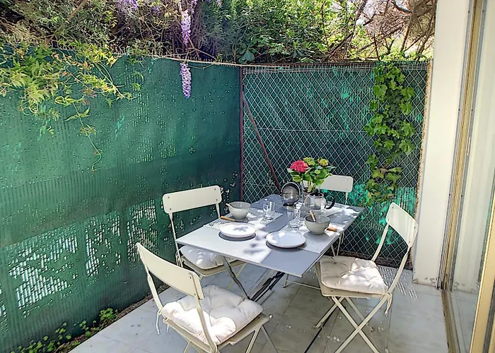 Superbe 3 Pièces Rdj à 2 Pas Des Plages 295l Apartamento