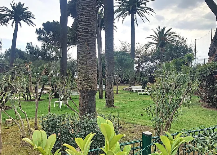 Superbe 3 Pieces Rdj A 2 Pas Des Plages 295l * Cannes